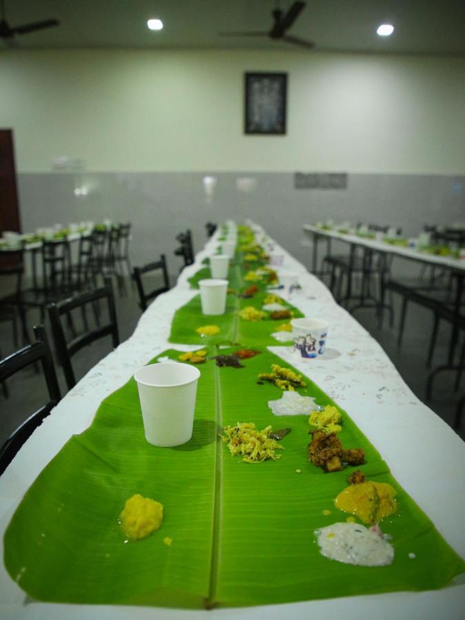 Hare Krishna Inn Guruvayur Ngoại thất bức ảnh