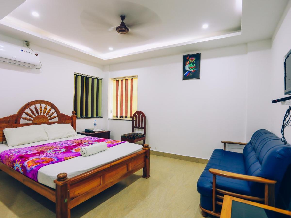 Hare Krishna Inn Guruvayur Ngoại thất bức ảnh